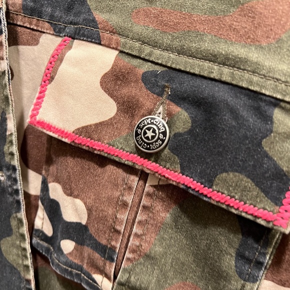 cinq a sept - Women's Camo Floral Classic Multi Vine Vera Jacket Size L - Picture 10 of 16